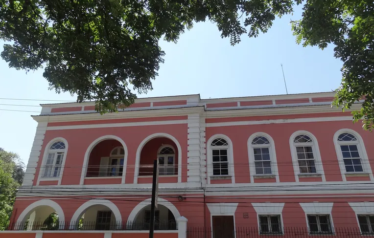 Príncipe trancado e ação da PM: entenda a confusão na Família Real