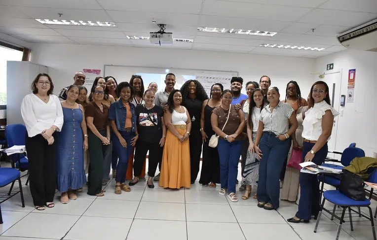 Professores de Salvador participam de formação sobre leitura e escrita