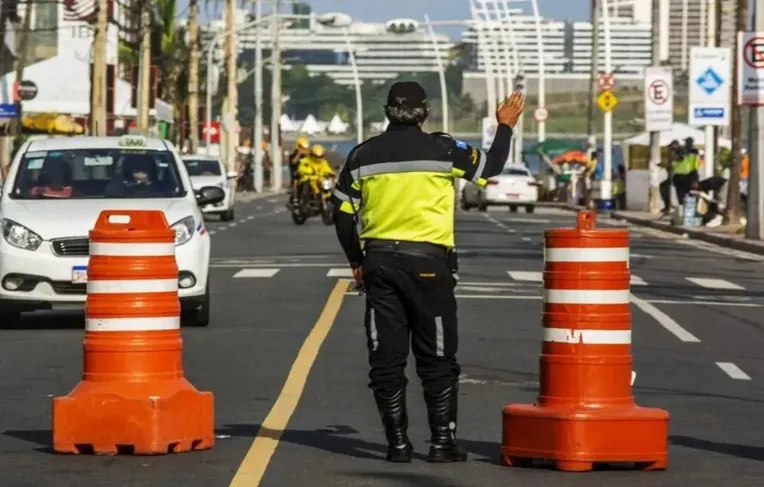 Eventos provocam bloqueios no trânsito de Salvador neste domingo (30/08)