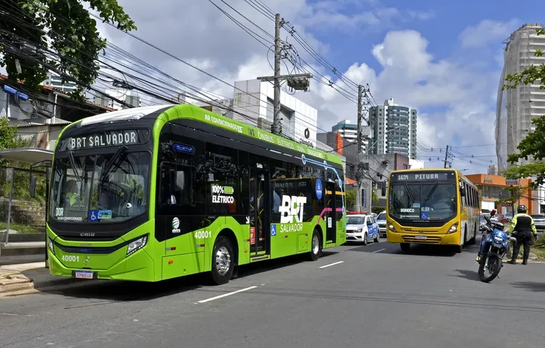 Nova linha do BRT Salvador inicia operação integral nesta segunda