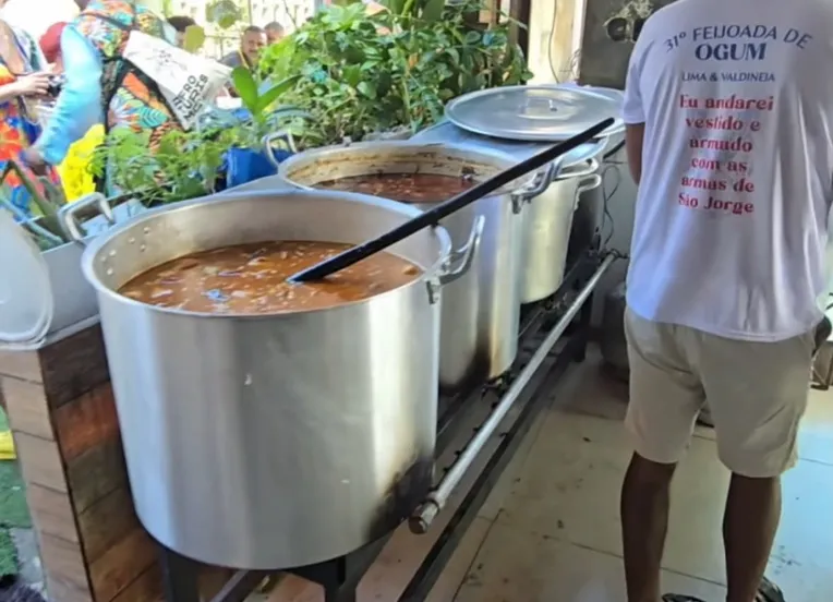 Feijoada de Ogum completa 31 anos e reforça fé e tradição no 2 de Julho