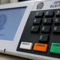 Abstenção de eleitores no exterior bate recorde e é a maior em 10 anos imagem