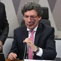 Após adiamento, taxa das blusinhas volta à pauta de comissão especial imagem