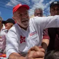 AtlasIntel/A TARDE: Lula abre 30 pontos de vantagem sobre Flávio na Bahia imagem