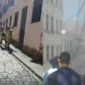 Casarão é atingido por incêndio no Pelourinho neste domingo (30) imagem