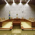 Com plenário dividido, STF decide se abre apuração contra Moraes imagem