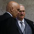 Crise no STF: Fachin adia reunião com OAB sobre Alexandre de Moraes imagem