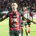 Matheuzinho participa de 4 gols contra a Chape e quebra recorde na carreira imagem