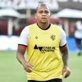 Ex-Vitória com passagens por 25 clubes quer se aposentar este ano imagem