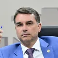 Você vai comprar um terreno na lua? imagem