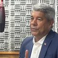 Jerônimo reage a ofensas de primeira-dama de Jequié contra eleitores de Lula imagem