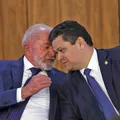 Lula lamenta adiamento da votação do fim da 6x1 no Senado imagem