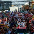 Lula usa caminhada na Liberdade para reforçar projeto eleitoral na Bahia imagem