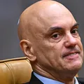 Mensagens de Vorcaro com Moraes provocam reação de políticos da direita; confira imagem