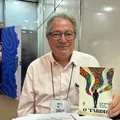 Na Bienal de São Paulo, autor nordestino lança livro sobre o lado oculto da ditadura imagem