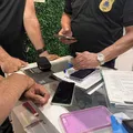 Operação fiscaliza lojas de celulares em Salvador imagem