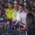 PF aciona autoridades da Argentina em meio à fuga de Flávio Bolsonaro imagem