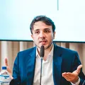 Renan Santos enfrenta nova reviravolta após suspensão de redes sociais imagem