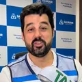 Secretário de Salvador culpa adesivos partidários por atraso de ônibus no 2º turno imagem