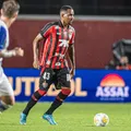 Vitória anuncia retorno de zagueiro antes de jogo decisivo na Série A imagem