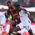 Vitória sai atrás, reage, mas apenas empata em casa com o Athletico imagem