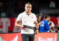 Após procura do Inter, empresário garante Jair Ventura no Vitória