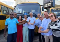 Cachoeira recebe ônibus escolar para atender estudantes da zona rural