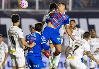 Chuva, polêmica e gol no fim: Bahia empata com o Santos