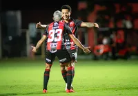 Com show de Matheuzinho e Erick, Vitória goleia a Chapecoense