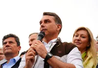 Debate na Band: Flávio confessa erro na gestão do pai durante Covid-19