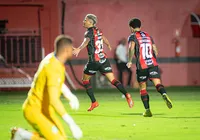 Dupla do Vitória tira nota 10 em atuação de gala no Barradão