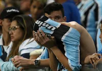 Dupla Grenal perde na rodada e ajuda o Vitória na luta contra o Z-4