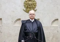 Fachin derruba decisão de André Mendonça e mantém diretor da PF