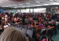Filas e atrasos dificultam travessia para votar na Ilha de Itaparica