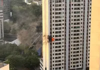 Incêndio em prédio de Salvador deixa moradores em pânico e mobiliza bombeiros