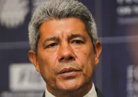 Jerônimo deseja boa recuperação a Roberta Roma após infarto