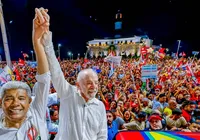 Lula amplia votação e tem mais que o dobro dos rivais somados na Bahia