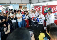 Lula promete novos centros para idosos e brinca sobre performance aos 80 anos