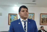 Mães denunciam deputado por ofensas a estudantes em escola particular