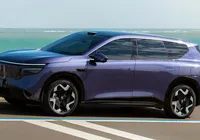 Nissan testa o elétrico NX8 no Brasil com recarga ultra rápida