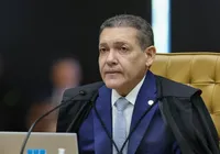 TSE derruba decisão de Nunes Marques e reativa canal Exército do Lula