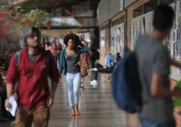 Universitários podem receber R$ 10 mil com novo Pé-de-Meia; saiba como