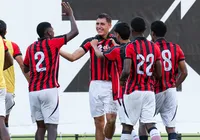 Vitória acerta empréstimo de joia da base ao futebol turco