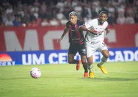 Vitória toma 2 a 1 do São Paulo e segue com jejum fora de casa