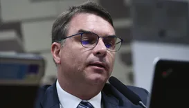 Argentina nega entrada de Flávio Bolsonaro após suspeita de fuga