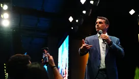 Flávio Bolsonaro é suspeito de ter sido sócio de casa de apostas online