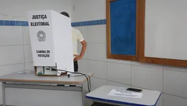 Hugo Motta anuncia mudança na eleição de deputados; entenda o voto distrital misto