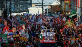 Lula usa caminhada na Liberdade para reforçar projeto eleitoral na Bahia