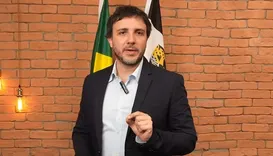 Renan Santos diz que não apoiará Lula nem Flávio no 2º turno