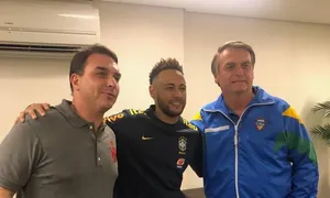Neymar segue posicionamento e declara voto em Flávio Bolsonaro